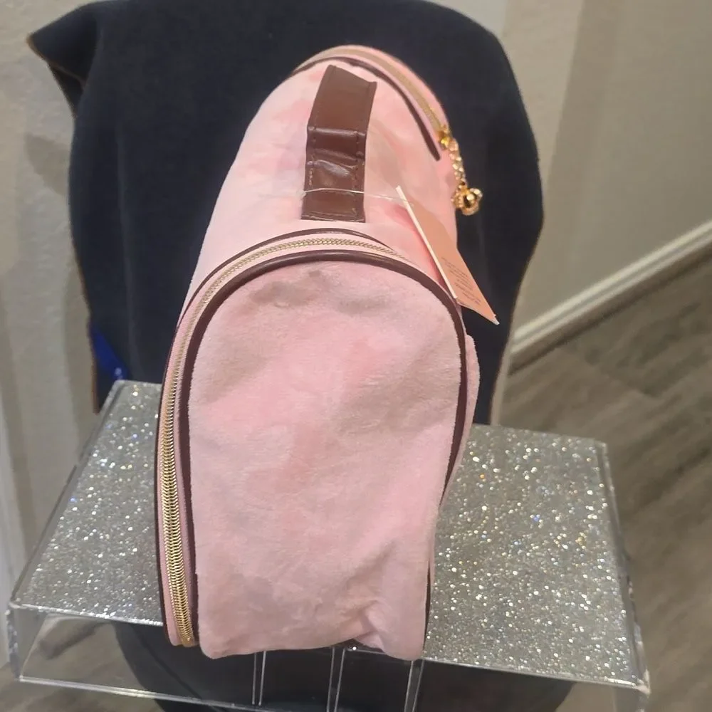Juicy Couture Heritage Hanging Cosmeric Bag w/Compartments &‎ Mirror